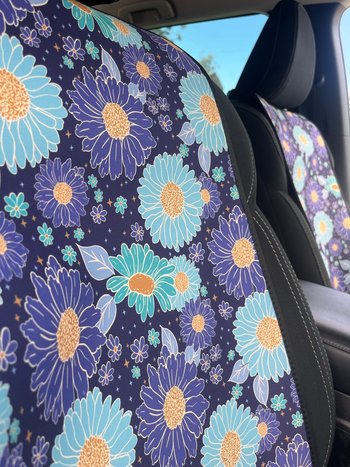Daisy Blues Seat Cover